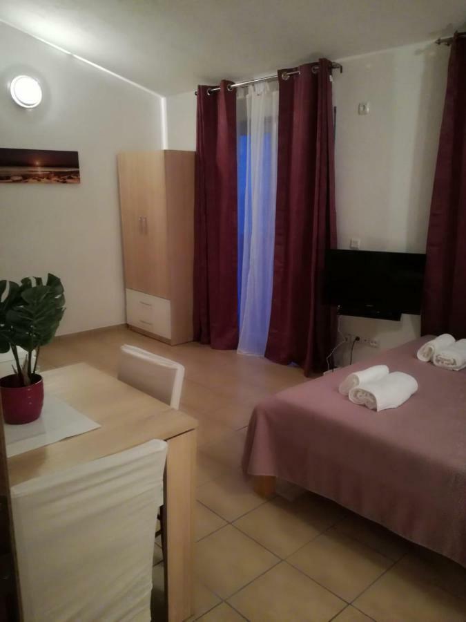 Apartman Adriatic Trogir Zewnętrze zdjęcie